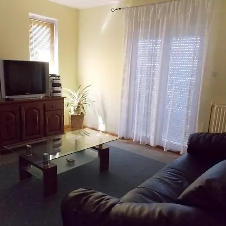 Apartmán With Parking Space Vrbnik, Krk - 429 *