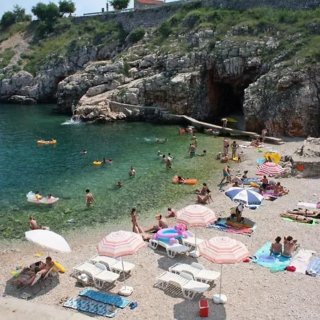 With A Parking Space Vrbnik, Krk - 429 Apartman Vrbnik